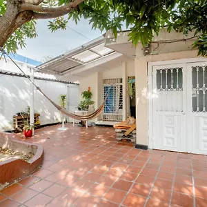 Privada En Casa De Mis Padres Homestay